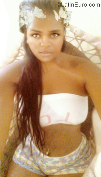 Date this attractive Dominican Republic girl Rosa from Santo Domingo DO29730