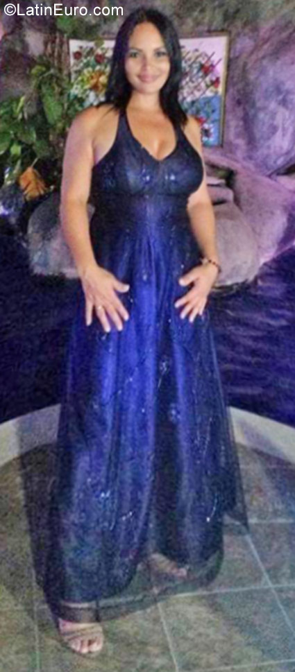 Date this cute Colombia girl Liliana from Cali CO22098