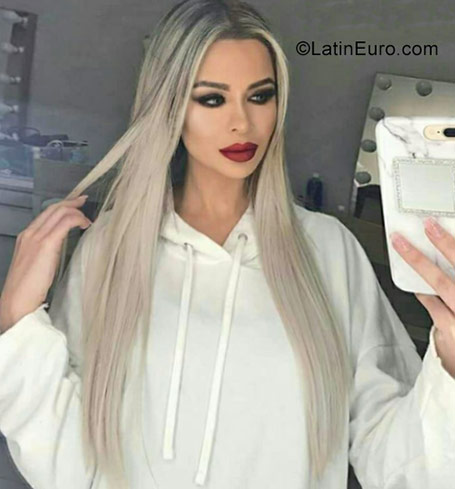 Date this passionate Colombia girl Maria fernanda from Bucaramanga CO22189