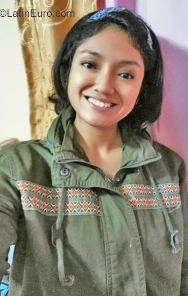 Date this young Peru girl Myriam from Lima PE1107