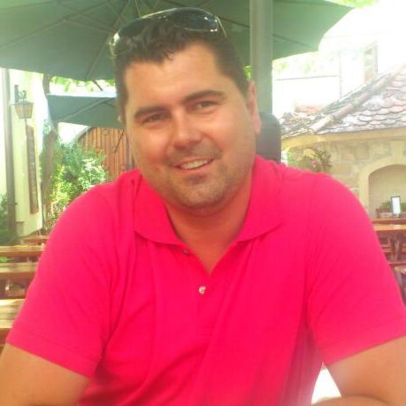 Date this young Ireland man Bamah from Mayo IE70