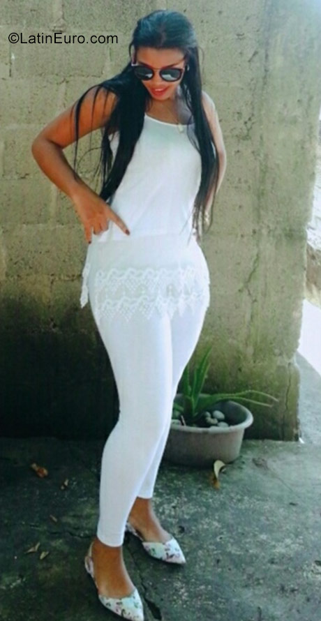 Date this exotic Dominican Republic girl Gabi from Santo Domingo DO30386