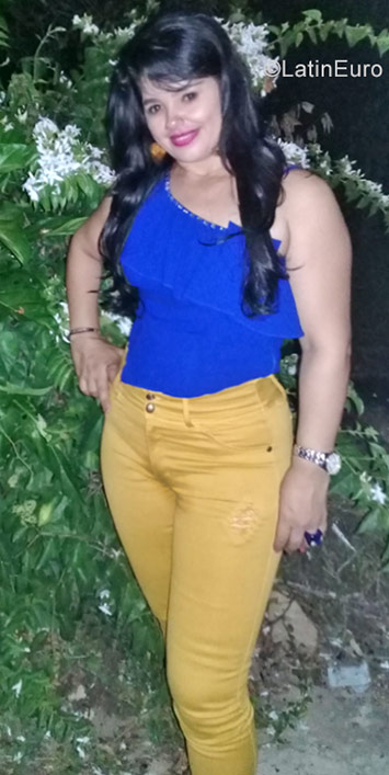 Date this delightful Colombia girl Maria from Valledupar CO22416
