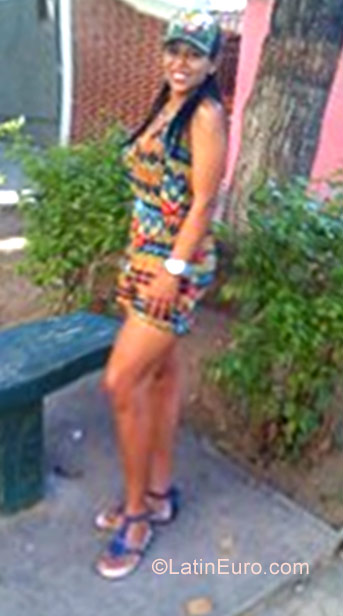 Date this tall Venezuela girl Natacha from Caracas VE973