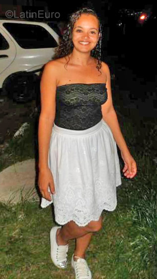 Date this hard body Brazil girl Hozania from Rio De Janeiro BR10314