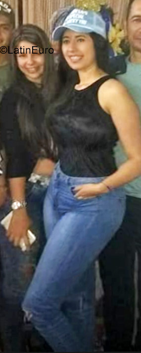 Date this sultry Colombia girl Jessica from Pereira CO22498