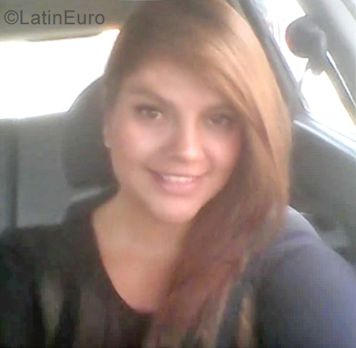Date this sultry Colombia girl Mayra from Bogota CO22506