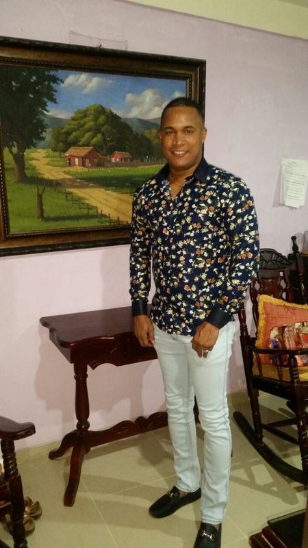 Date this georgeous Dominican Republic man Luis Benitez from Santiago DO30478