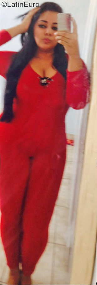 Date this pretty Brazil girl Gabriela from Recife BR10321