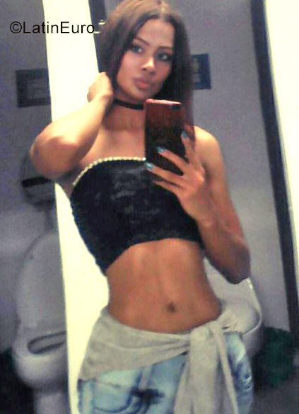 Date this passionate Colombia girl Ariana from Pereira CO22576