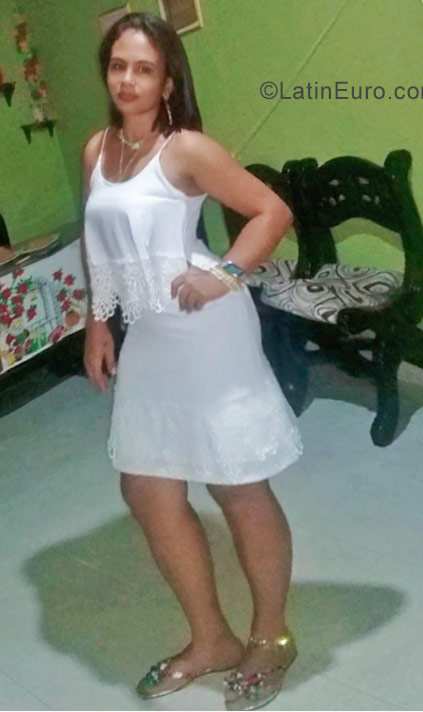 Date this athletic Colombia girl Sandi from Valledupar CO22613