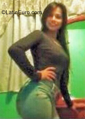 Date this attractive Venezuela girl Ruddy from Maturin VE1053