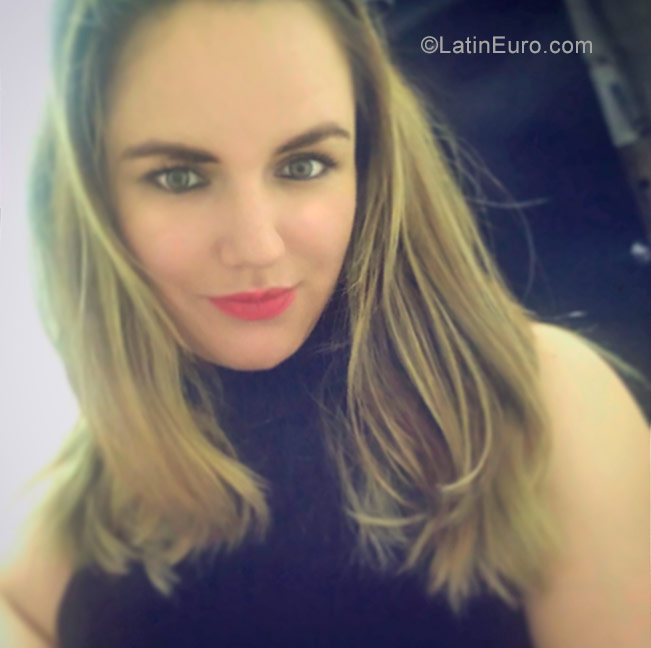 Date this athletic Colombia girl Diana from Medellin CO22744