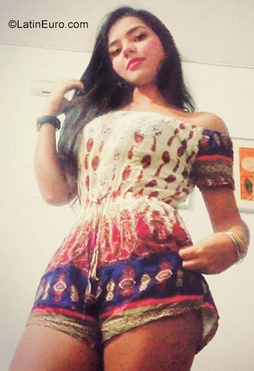 Date this happy Colombia girl Sofia from Barranquilla CO22808