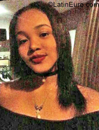 Date this sultry Colombia girl Karol from Bogota CO22830