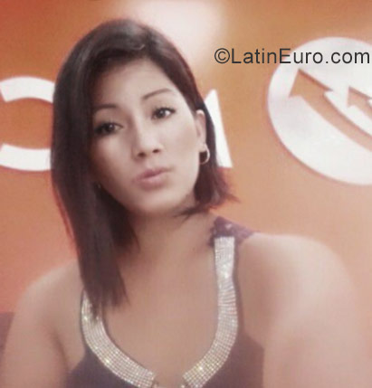 Date this attractive Peru girl Liz from Lima PE1175