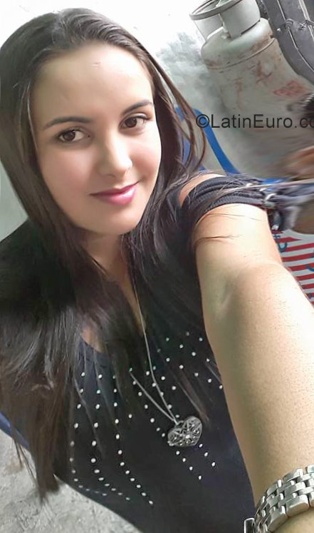 Date this beautiful Venezuela girl Laura from Barinas VE1175