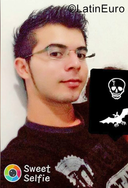 Date this sensual Venezuela man Gerby from Caracas VE1191