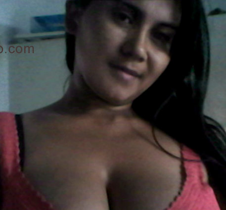 Date this nice looking Venezuela girl Mileidy from Barinas VE1215