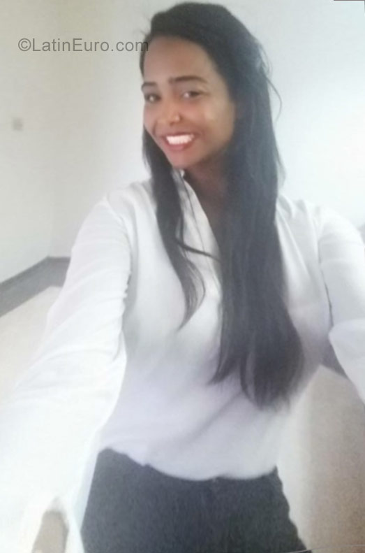 Date this funny Dominican Republic girl Kamila from La Romana DO31015