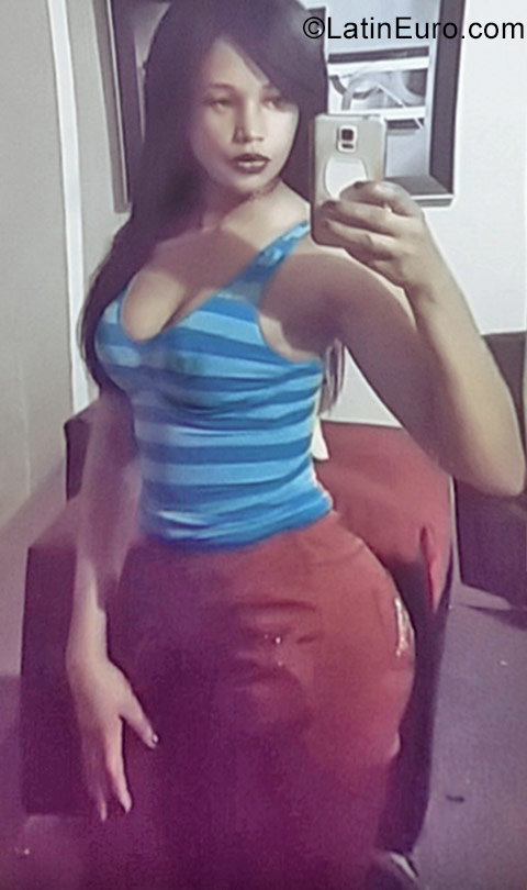 Date this hard body Dominican Republic girl Jenny from Santos Domingo DO31118