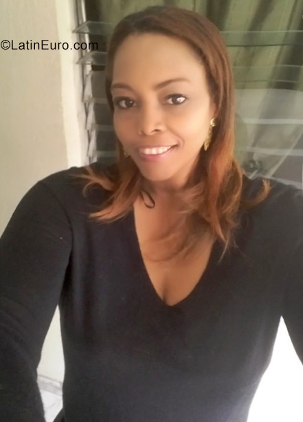Date this nice looking Colombia girl Tatiana from Cali CO23113
