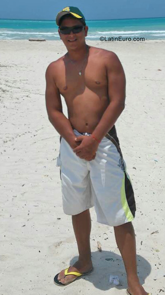 Date this fun Venezuela man Alberto from Valera VE1269