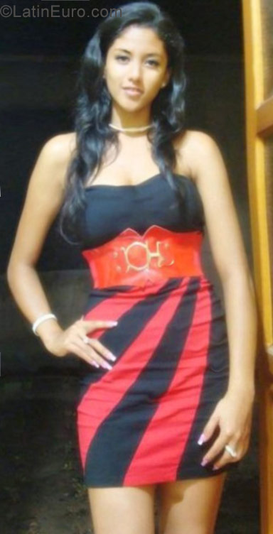 Date this stunning Venezuela girl Maria from Barquisimeto VE1279