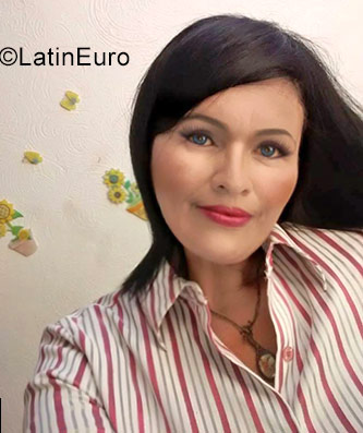 Date this beautiful Colombia girl Linas from Barranquilla CO23213