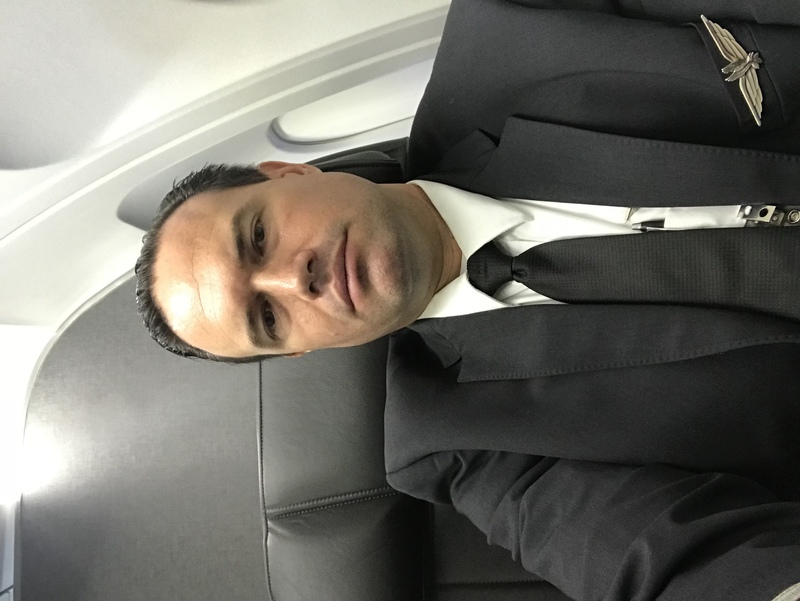 Date this exotic United States man Drake from Pensacola US19066