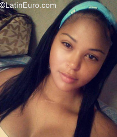 Date this attractive Dominican Republic girl Jenifer from Santo Domingo DO31698