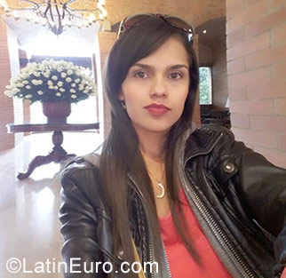 Date this hot Colombia girl Marcela from Bogota CO23441