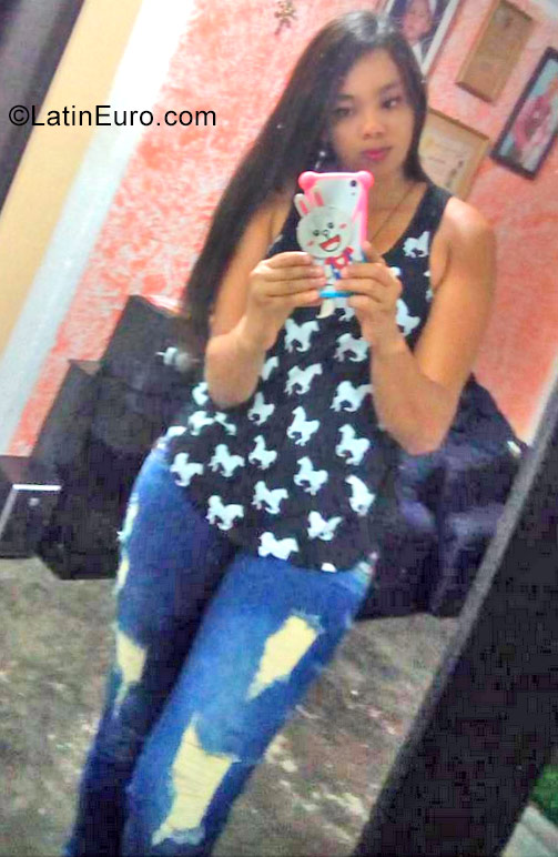 Date this athletic Colombia girl Andrea from Medellin CO23494