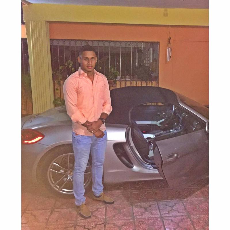 Date this nice looking Dominican Republic man Junior Reyes from Santo Domingo DO31808