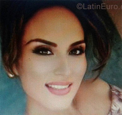 Date this foxy Colombia girl Edna from Neiva CO23550