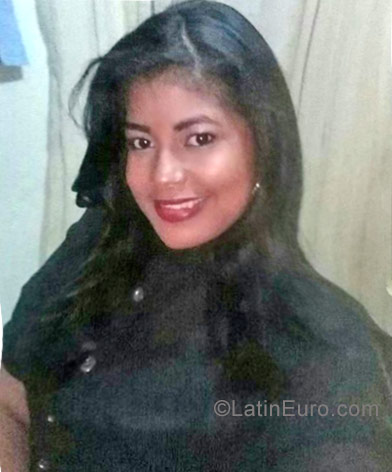 Date this fun Dominican Republic girl Stephany from Santo Domingo DO31993