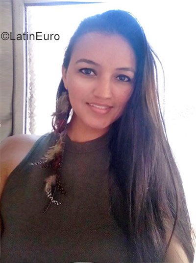 Date this sensual Colombia girl Yulied from Cartago CO23684