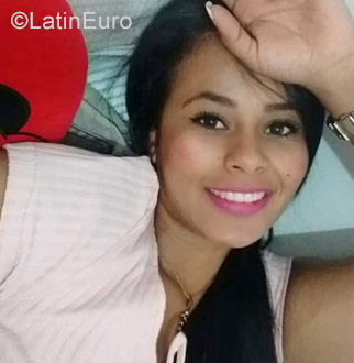 Date this hot Colombia girl Mildred from Ibague CO23719
