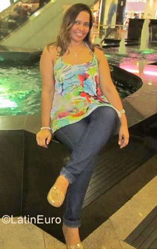 Date this georgeous Colombia girl Kenny from Barranquilla CO23740