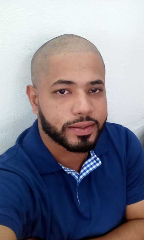 Date this cute Dominican Republic man Elvis from Santiago DO32170