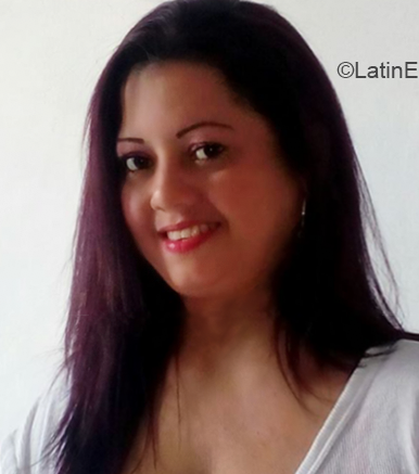 Date this tall Colombia girl Sandra from Pereira CO23863