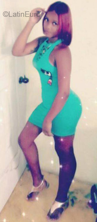 Date this pretty Dominican Republic girl Raquel from Santo Domingo DO32406