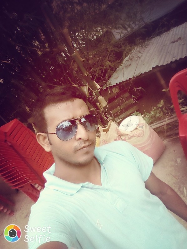 Date this cute Bangladesh man Rasel from Bangladesh BD84