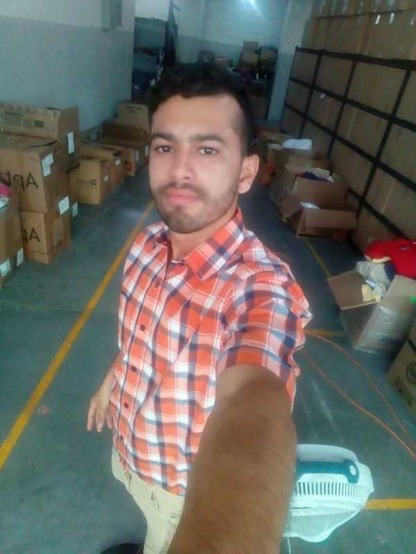 Date this pretty Colombia man JIMMY27 from Barranquilla CO23893