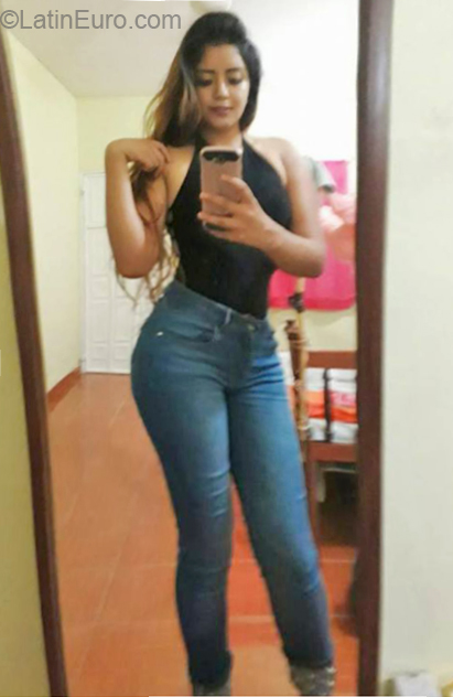 Date this fun Mexico girl Raquel from Tuxtla MX1587