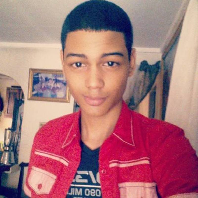 Date this tall Dominican Republic man Emmanuel from Santo Domingo DO32535
