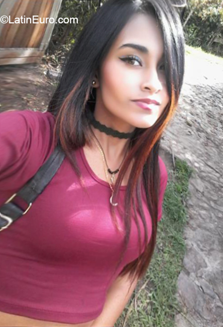 Date this cute Colombia girl Stefany from Medellin CO24109