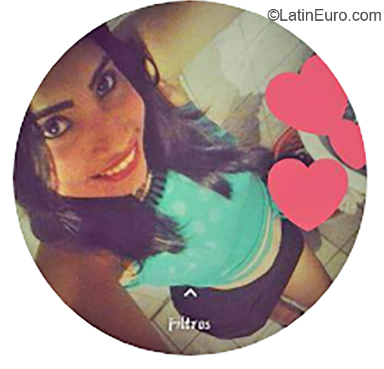 Date this attractive Venezuela girl Chica bonita from Caracas VE1667