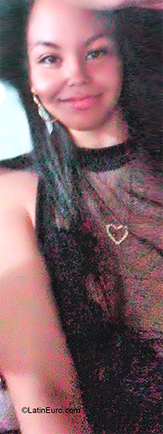 Date this beautiful Colombia girl Natalia from Cali CO24042