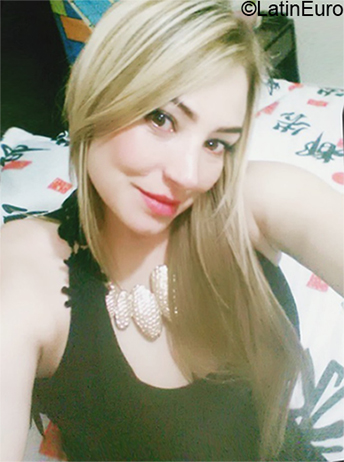 Date this charming Colombia girl Victoria echvav from Medellin CO27954